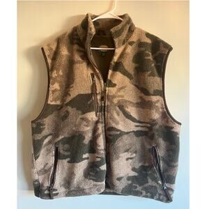 Cabela’s Men’s 2XL Camouflage Fleece Vest Hunting Outdoor Gear Excellent Cndtn